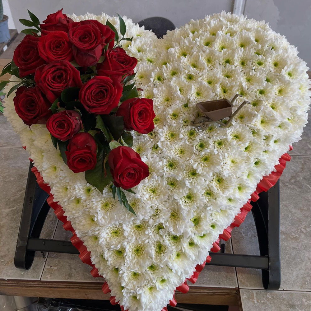 Rose & White Heart Tribute Product Image