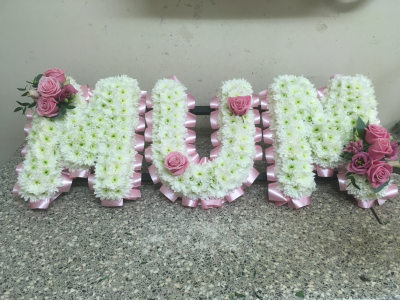 Mum 02 - Mum funeral tribute in pink and white